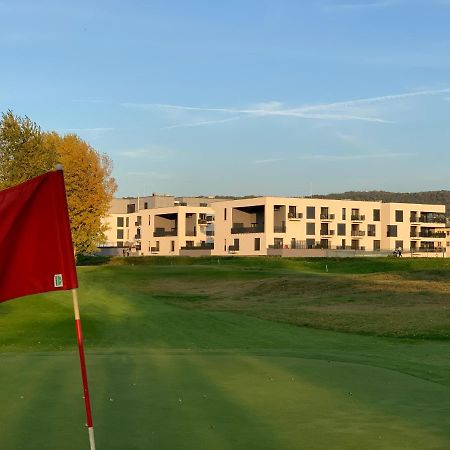Greenbay Golf Apartments Trenčín Exteriör bild