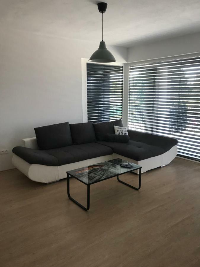 Greenbay Golf Apartments Trenčín Exteriör bild